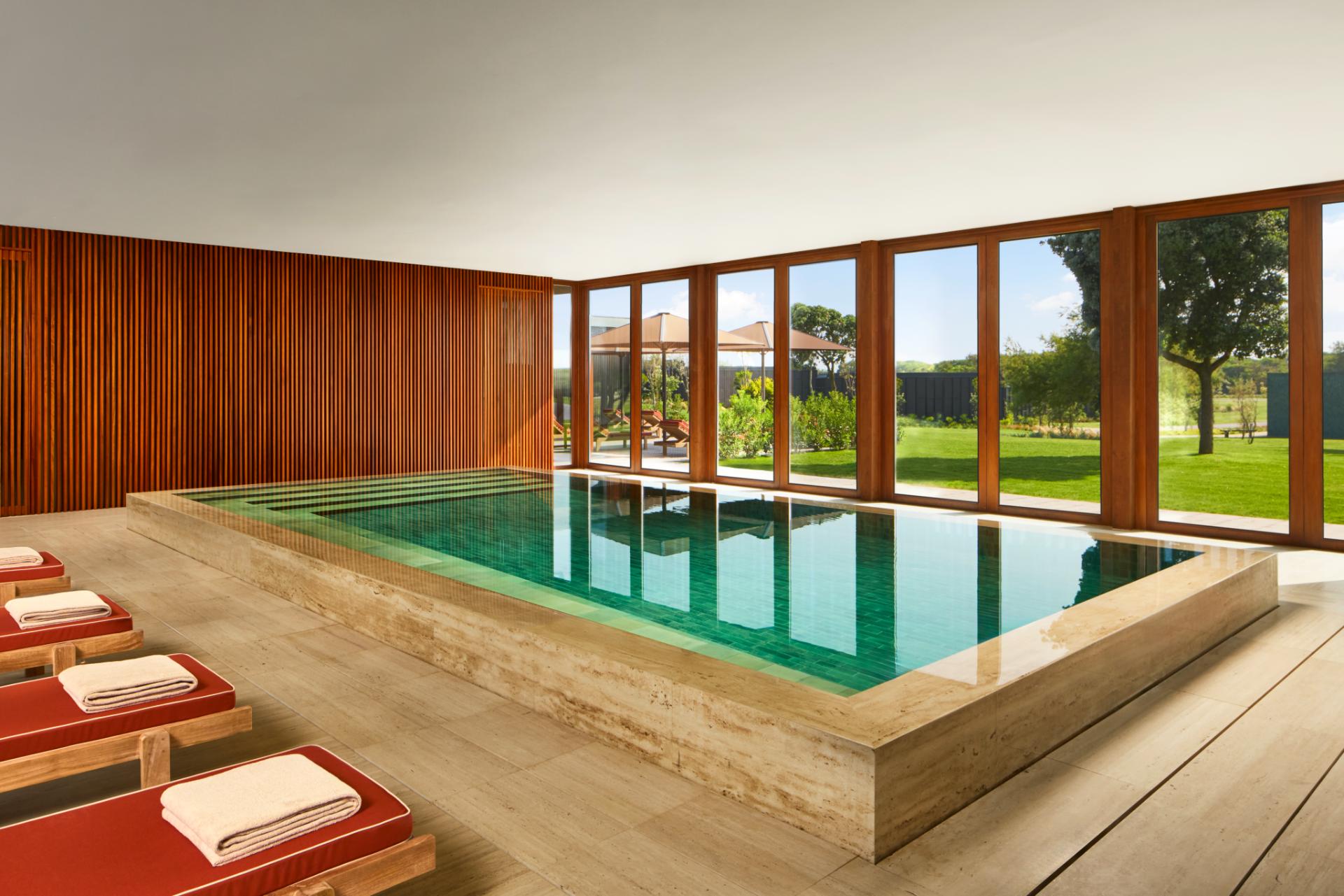 Tivoli_Estela_Golf_Lodges_Indoor_Pool_1