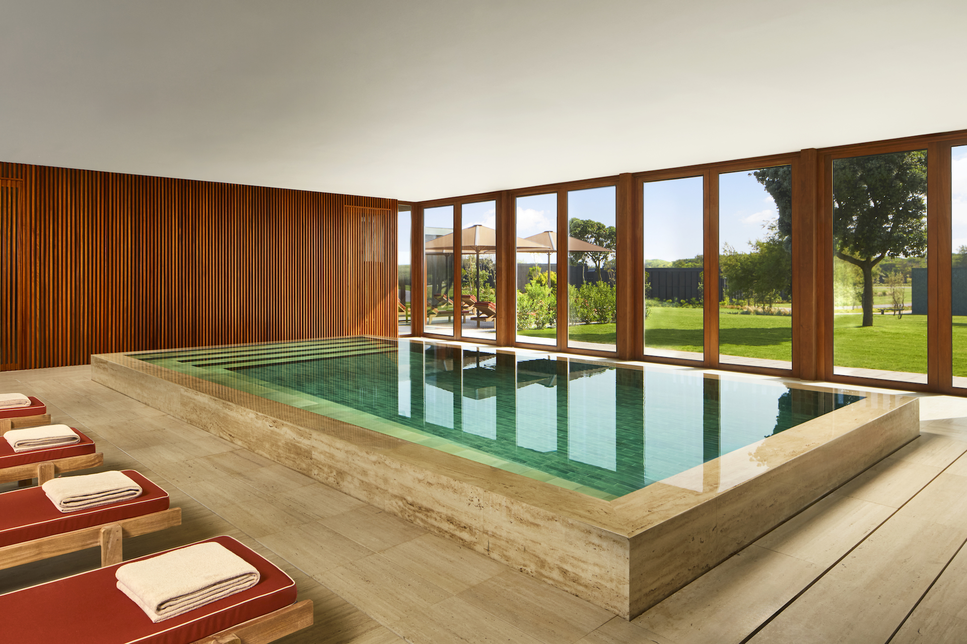 Tivoli_Estela_Golf_Lodges_Indoor_Pool_1