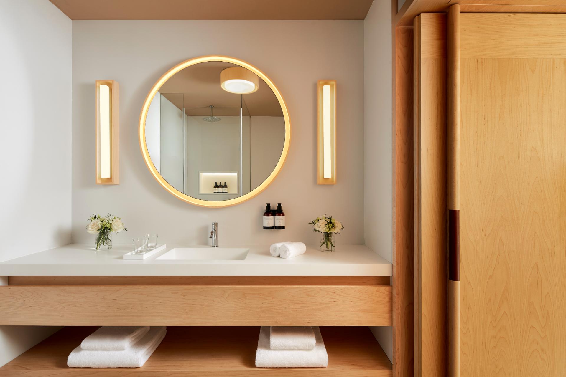 Tivoli_Estela_Golf_Lodges_Porto_Guest_Room_Premium_Bathroom